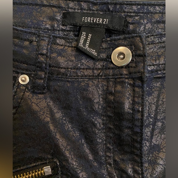 Jeans with faux leather appearance - Picture 4 of 4